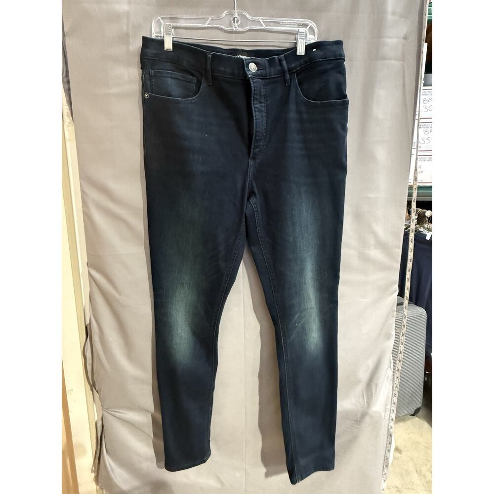 Express Women's Denim Perfect High Rise Legging. Size 14 TG2284